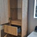 A Symetrisch Wastafelmeubel 120 Cm In Lichte Houtkleur Met Wastafel En Hoge Kast