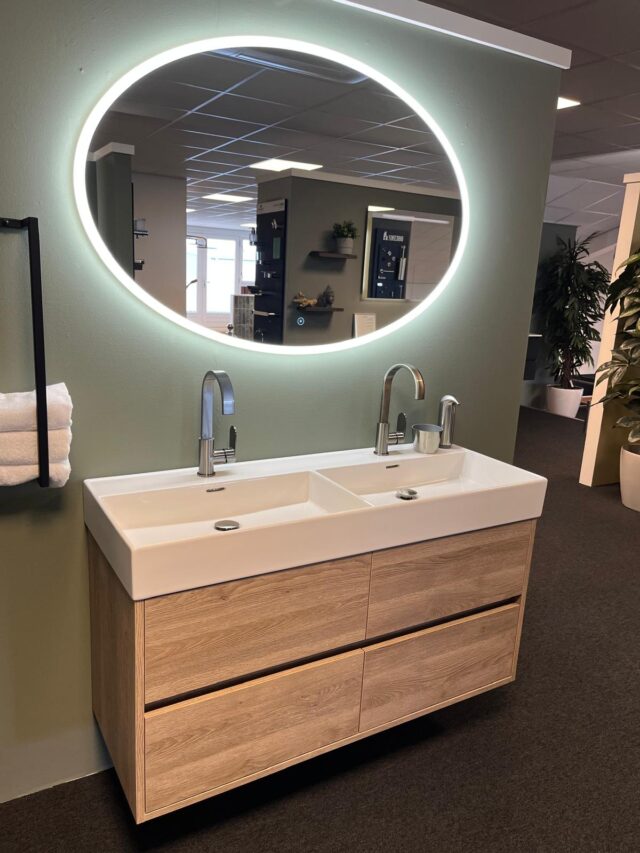 Badmeubel Brauer Incl Wastafel 120br In Lichte Houtkleur Met 4 Laden