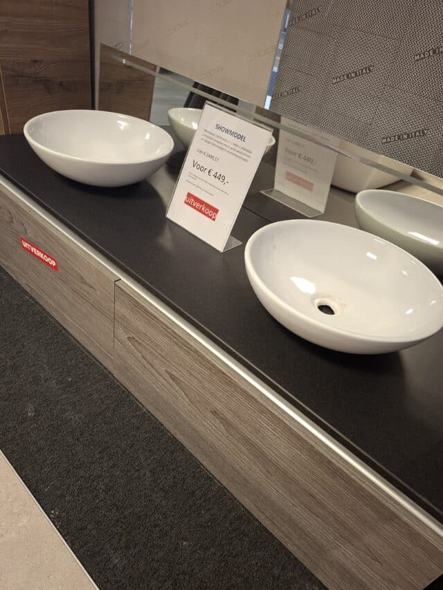 Meubelset 160 Cm Breed Voorzien Van 2 Lades En Afdekblad