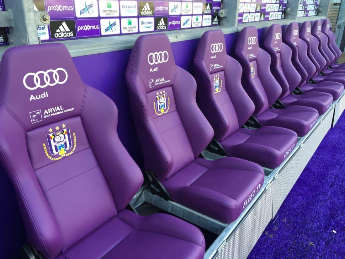 Trp Post Container Data Trp Post Id 7870 Stadium Chairs Trp Post Container