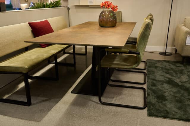 Bree 8217 S New World Set Eetkamertafel Bank En Stoelen