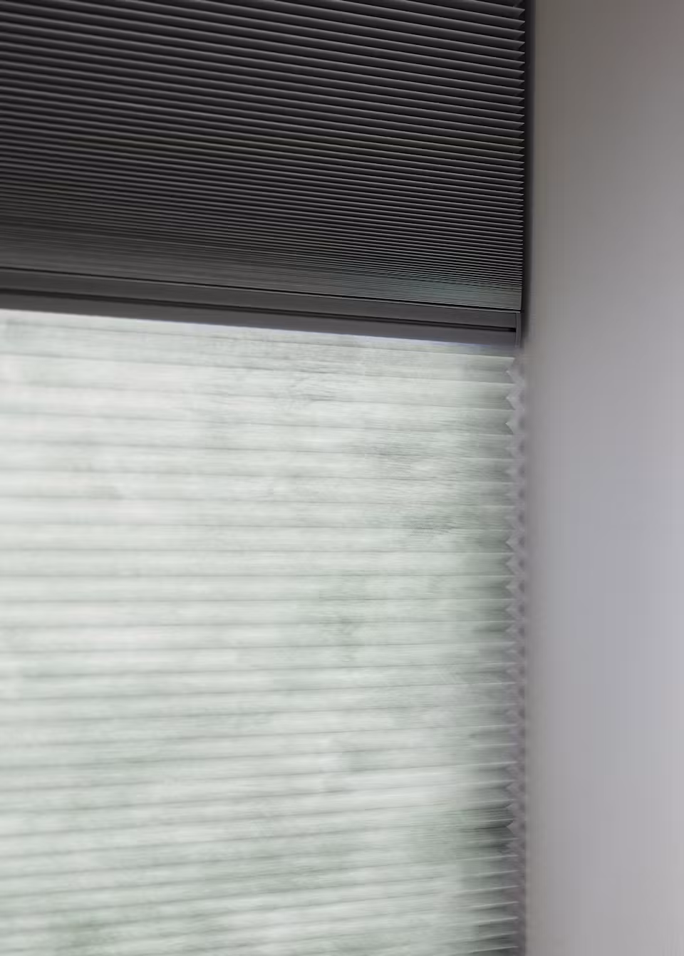 luxaflex-duette-shades-12