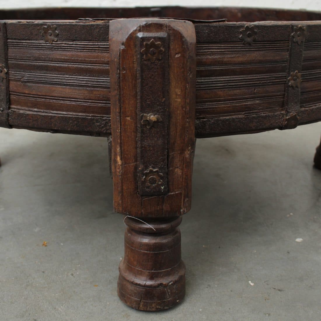 Vintage Chakki Tafel