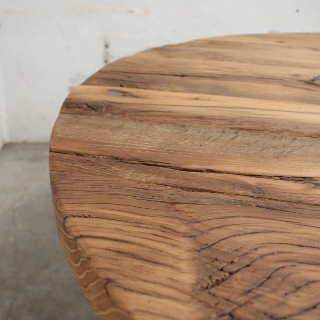 Oud Eiken Tafel Midden Robuust Rond