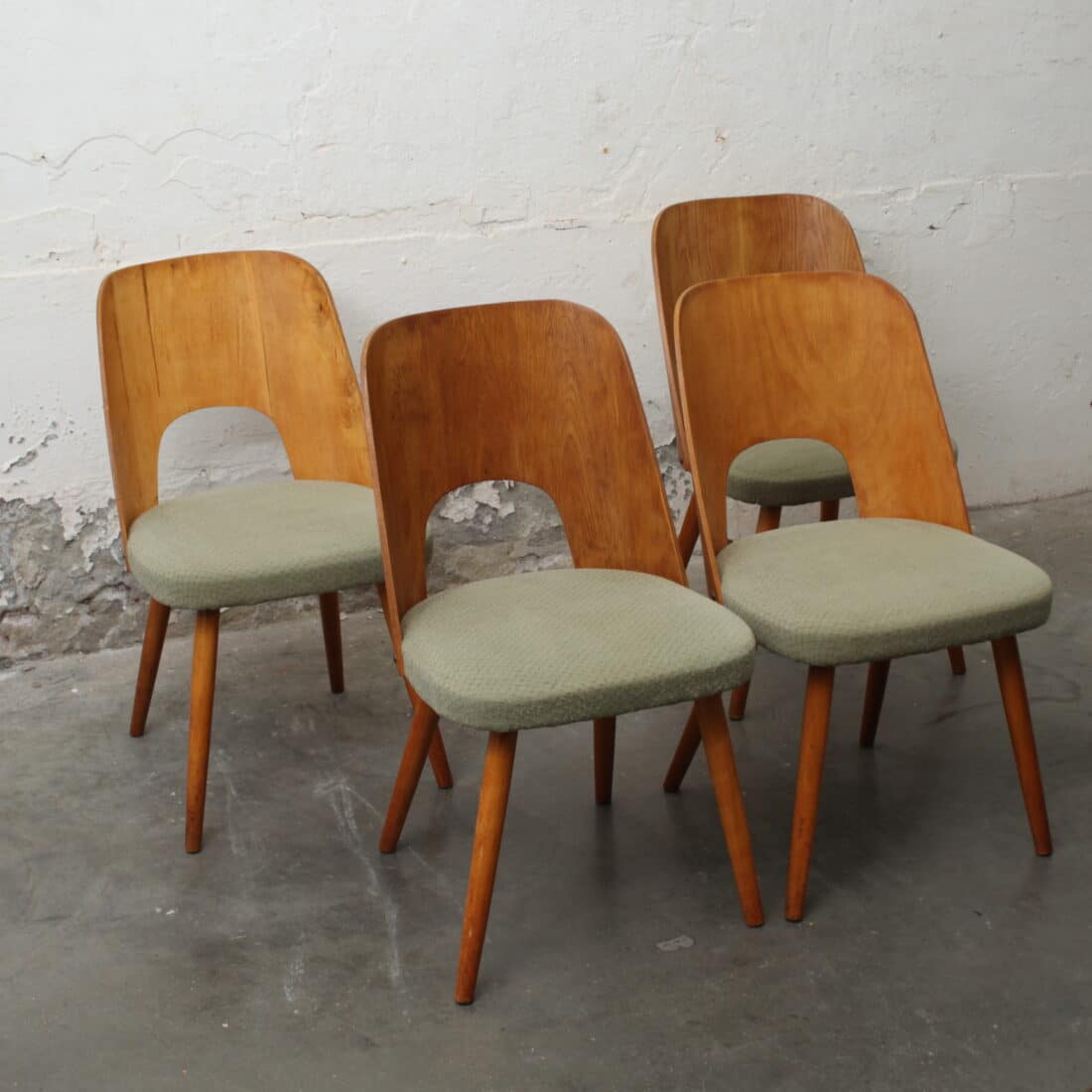 Vintage Thonet Stoelen Oswald Haerdtl Set 4