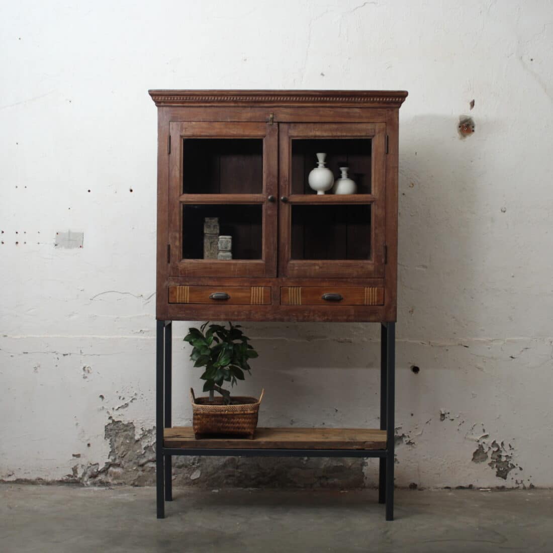 Houten Kast India