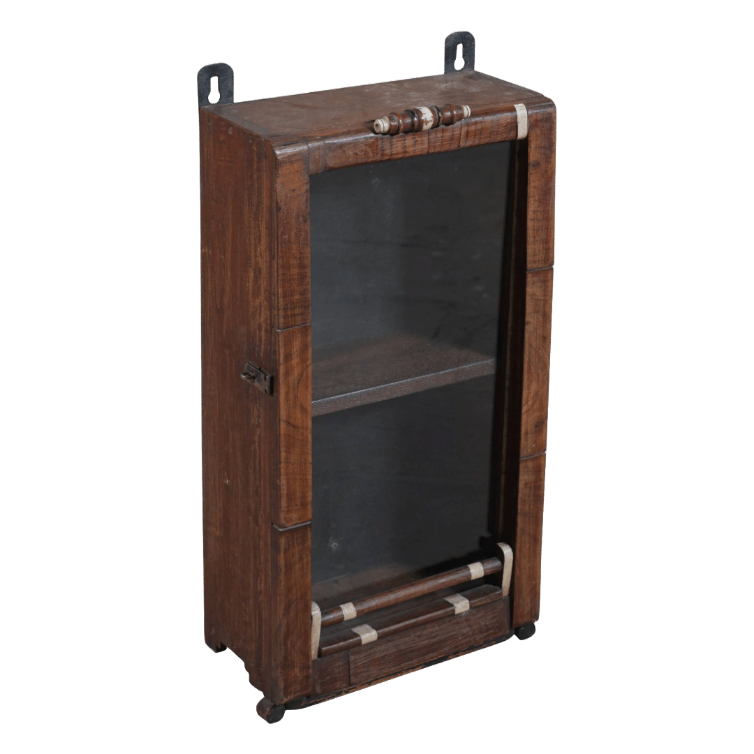 Houten Wandkastje