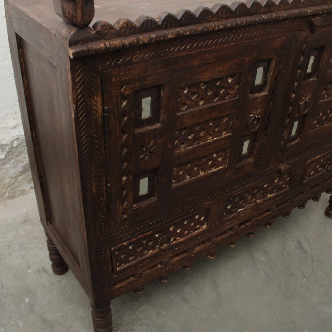 Houten Kastje India
