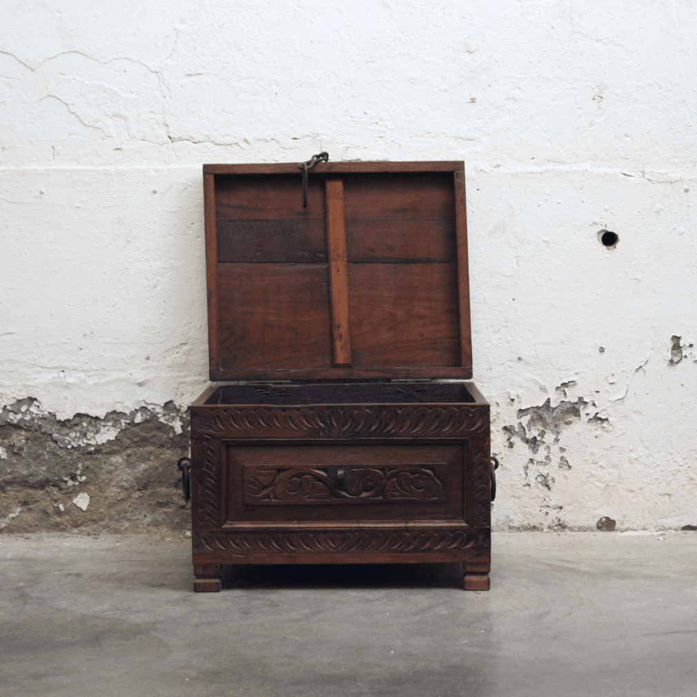 Houten Kist India