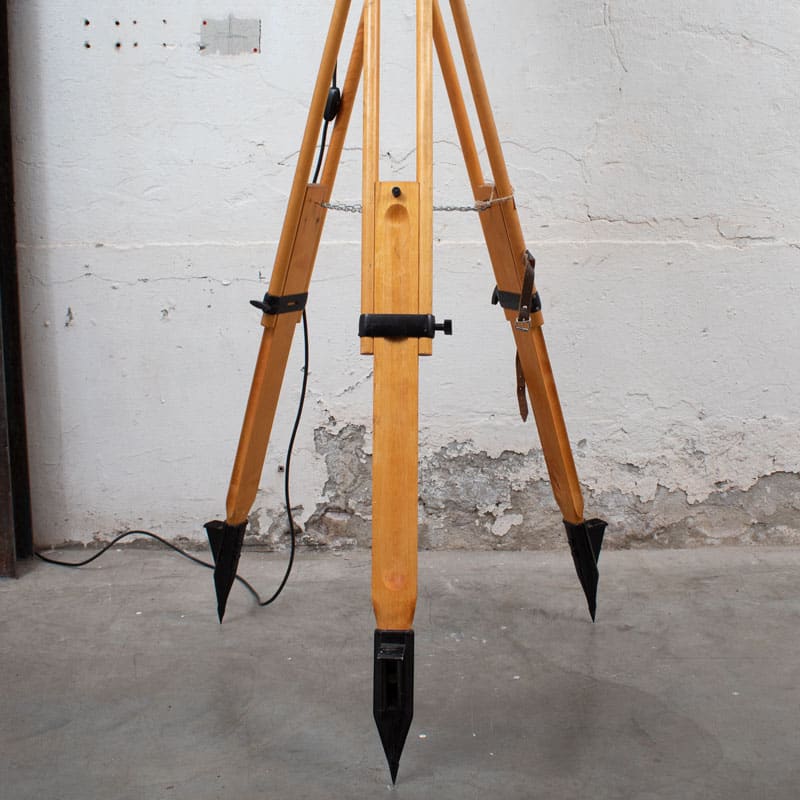 Tripod Fabrieks Spot Tripod Fabrieks Spot