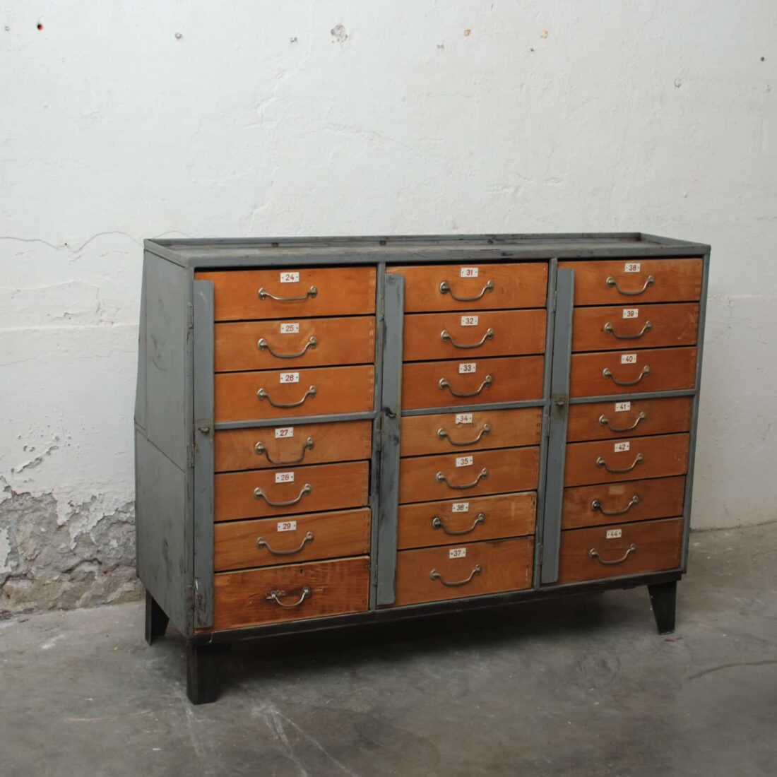 Industrile Ladekast Industrile Ladekast