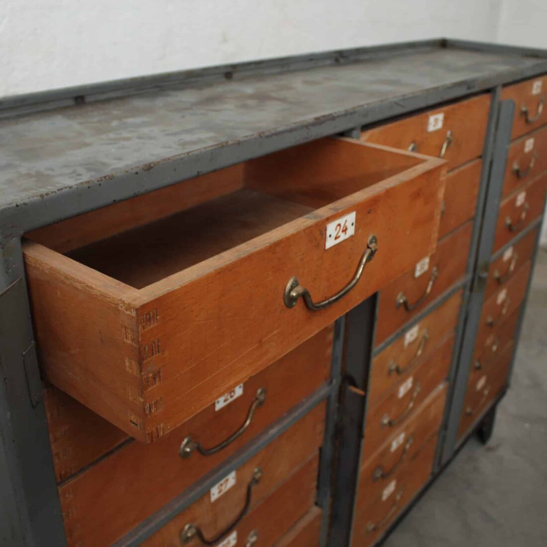 Industrile Ladekast Industrile Ladekast