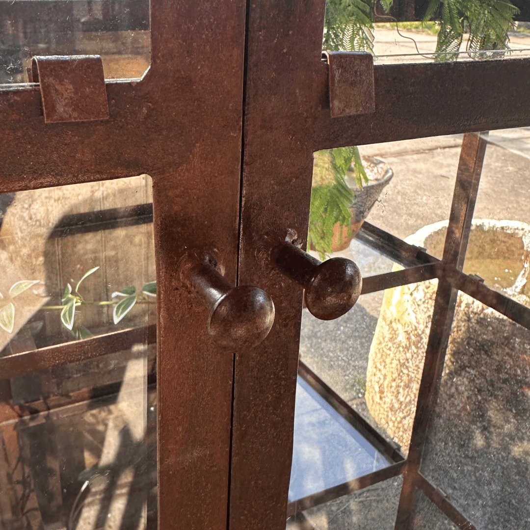 Rusty Tuinkas 8211 L