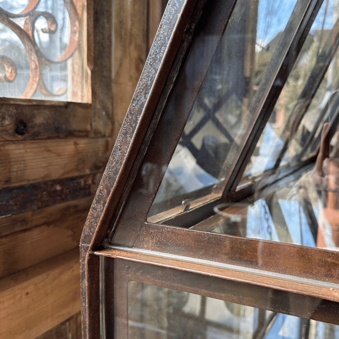 Rusty Tuinkas 8211 L