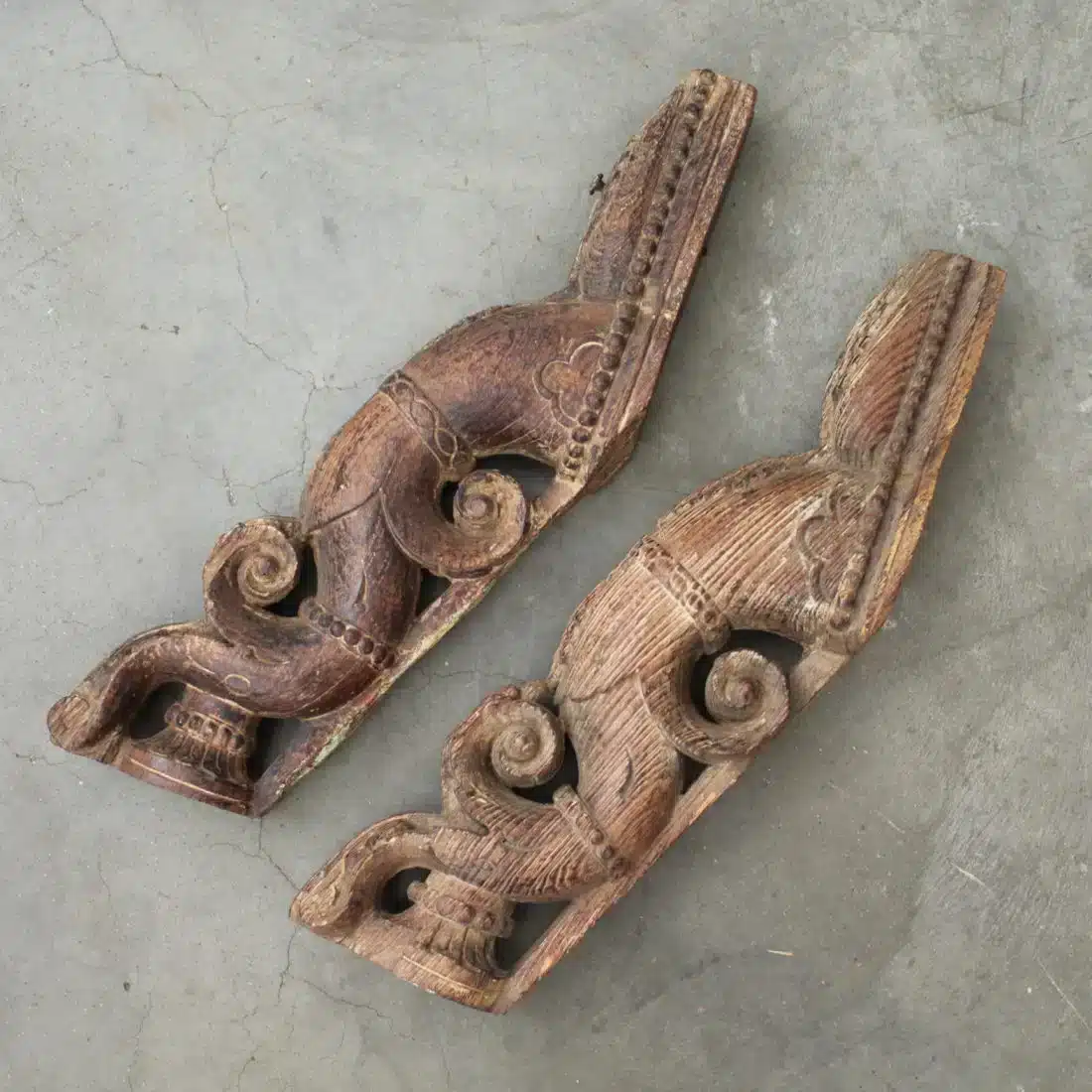 Steunpilaar Met Houtsnijwerk India 22466 Steunpilaar Met Houtsnijwerk India 22466