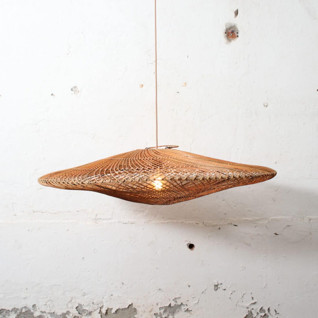Rotan Hanglamp Ufo Gemeleerd L Rotan Hanglamp Ufo Gemeleerd L
