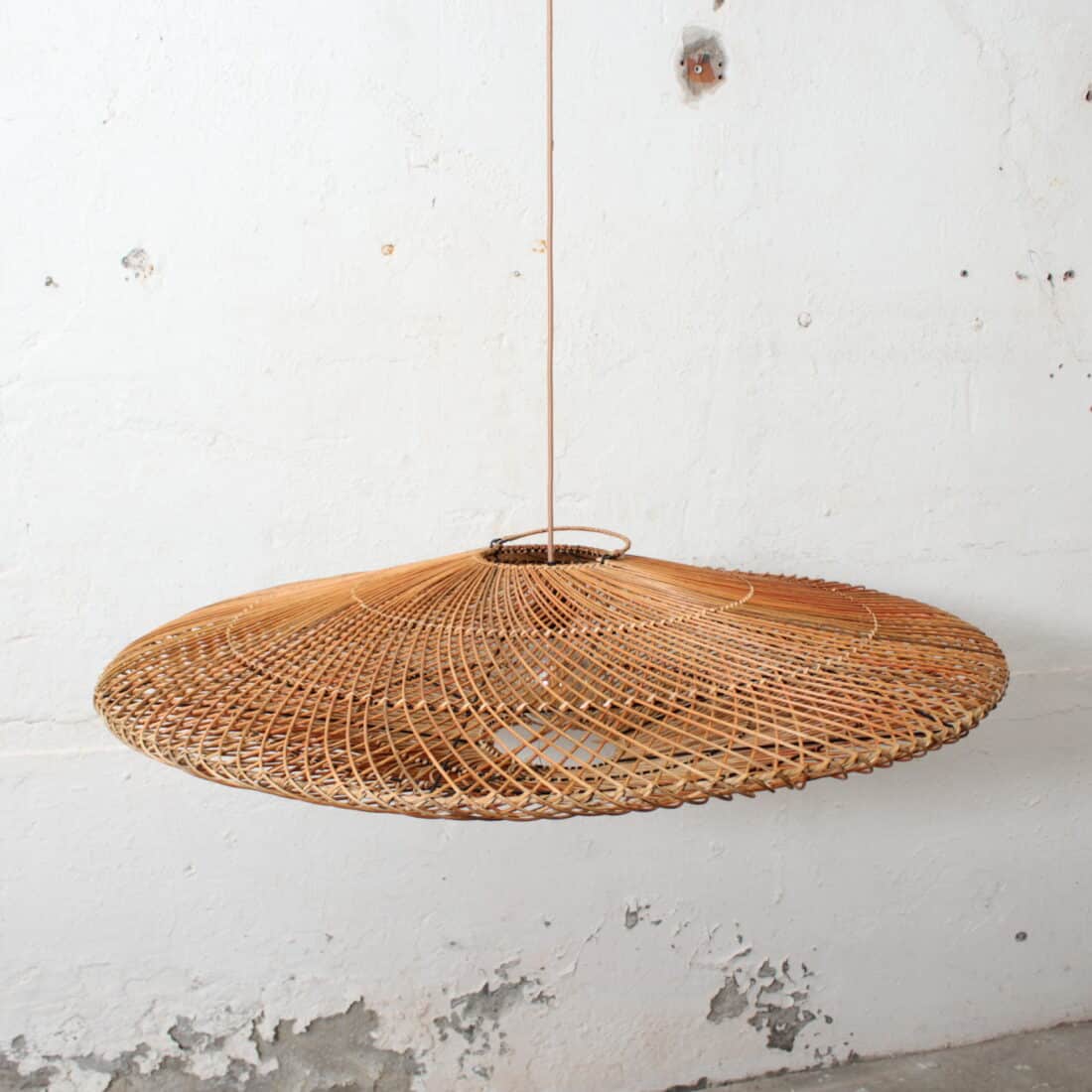 Rotan Hanglamp Ufo Gemeleerd L Rotan Hanglamp Ufo Gemeleerd L