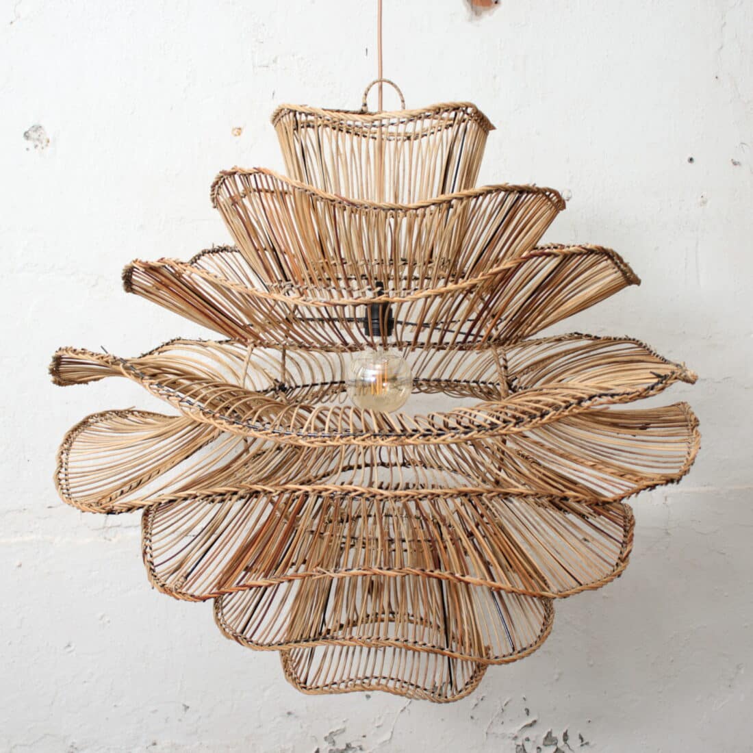 Rotan Hanglamp Wabisabi Gemeleerd L Rotan Hanglamp Wabisabi Gemeleerd L
