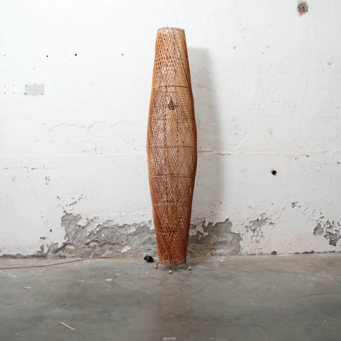 Rotan Vloerlamp Apollo Gemeleerd L Rotan Vloerlamp Apollo Gemeleerd L