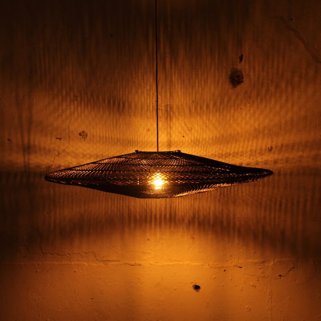 Rotan Hanglamp Ufo Bruin L Rotan Hanglamp Ufo Bruin L