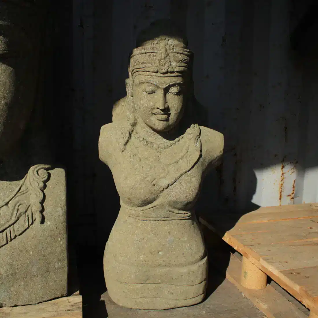 Greenstone Beeld Vrouw