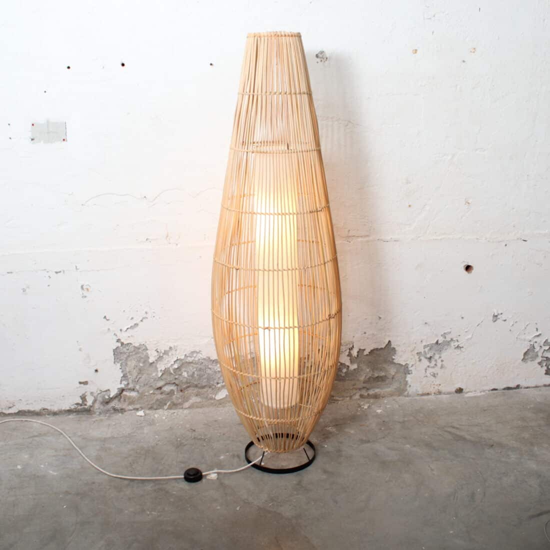 Rotan Vloerlamp Lucus Naturel L Rotan Vloerlamp Lucus Naturel L