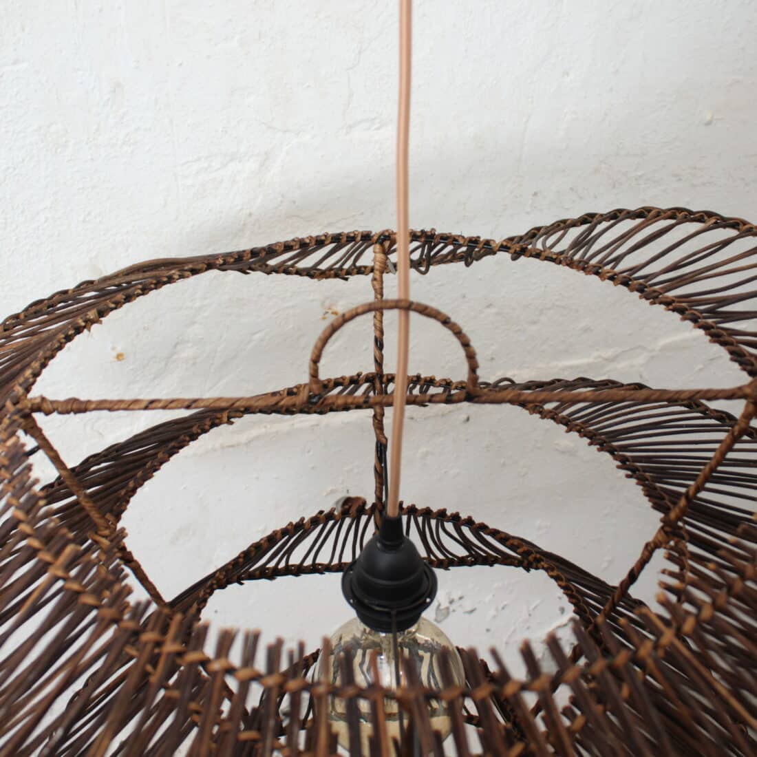 Rotan Hanglamp Wabisabi Half Bruin M Rotan Hanglamp Wabisabi Half Bruin M