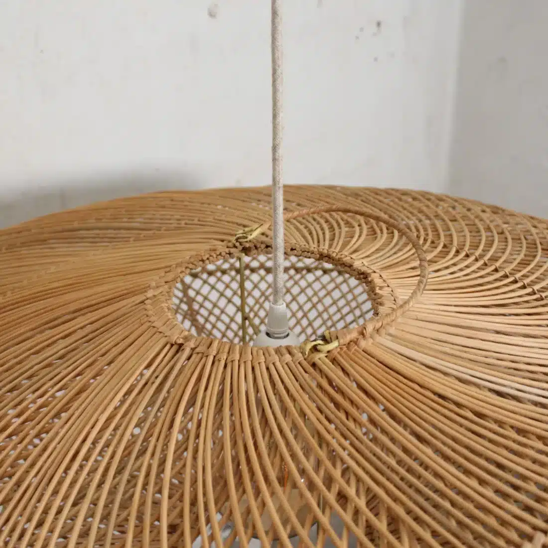 Rotan Hanglamp Ufo Naturel L Rotan Hanglamp Ufo Naturel L