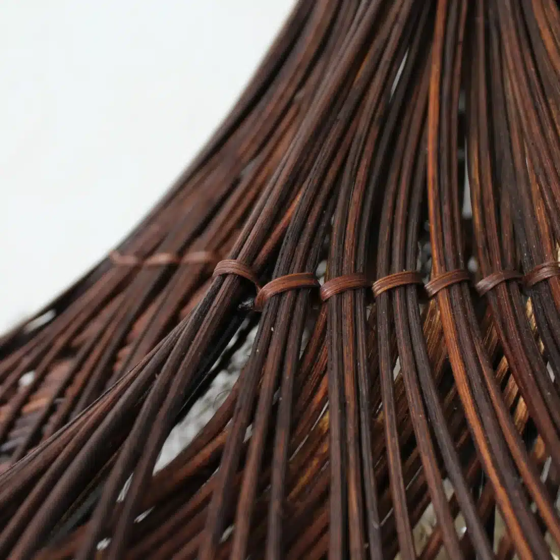 Rotan Hanglamp Bloem Bruin M Rotan Hanglamp Bloem Bruin M