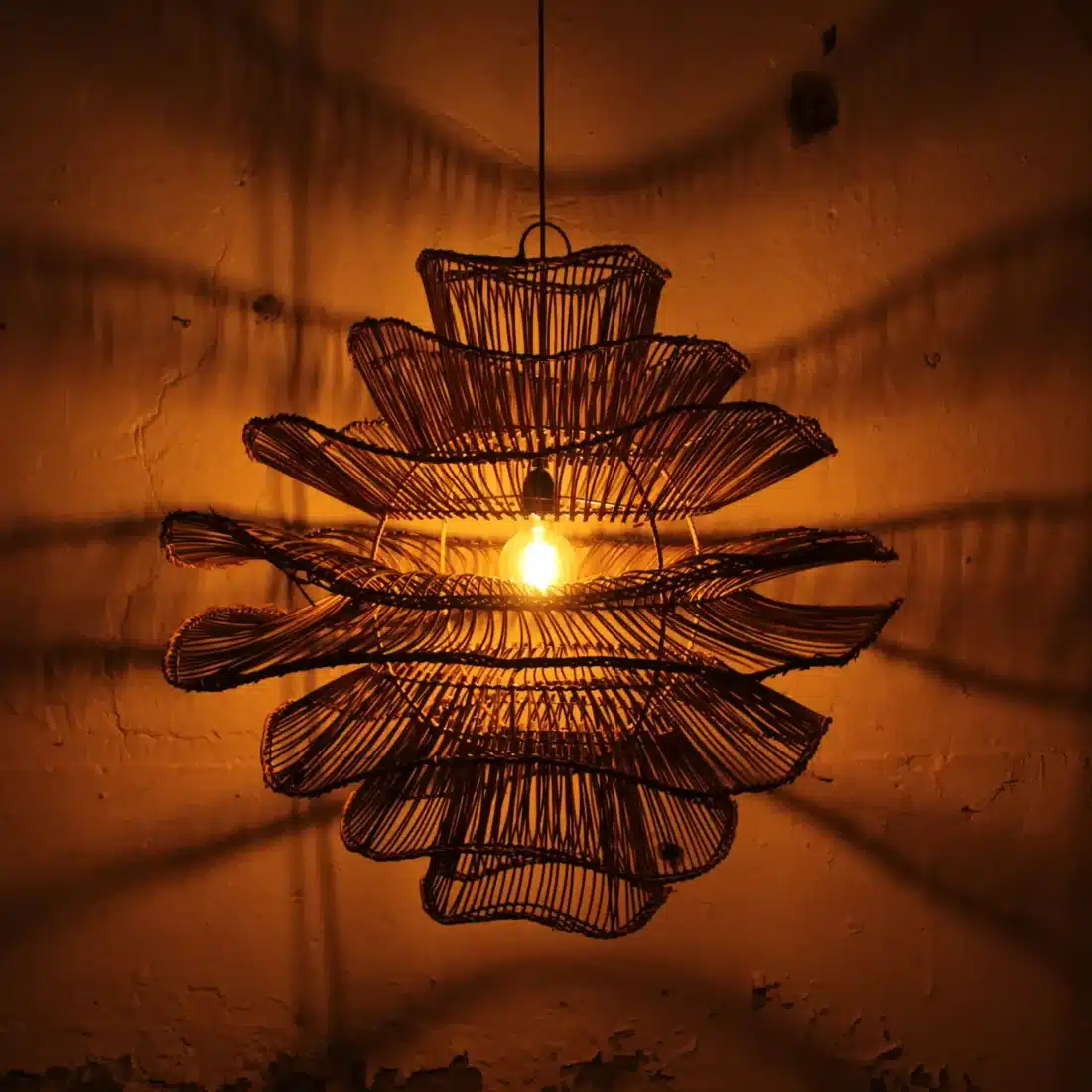 Rotan Hanglamp Wabisabi Gemeleerd M Rotan Hanglamp Wabisabi Gemeleerd M