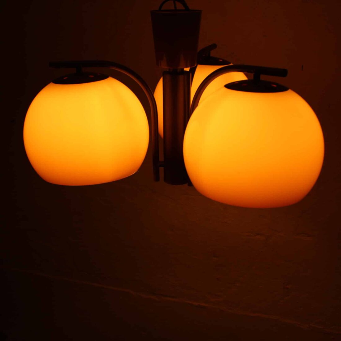 Mid Century Plafondlamp Bruin Mid Century Plafondlamp Bruin