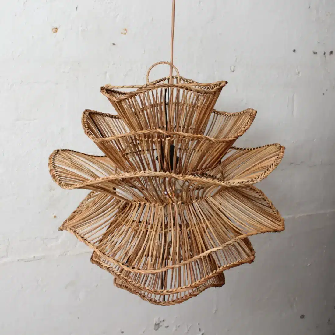 Rotan Hanglamp Wabisabi Gemeleerd S Rotan Hanglamp Wabisabi Gemeleerd S