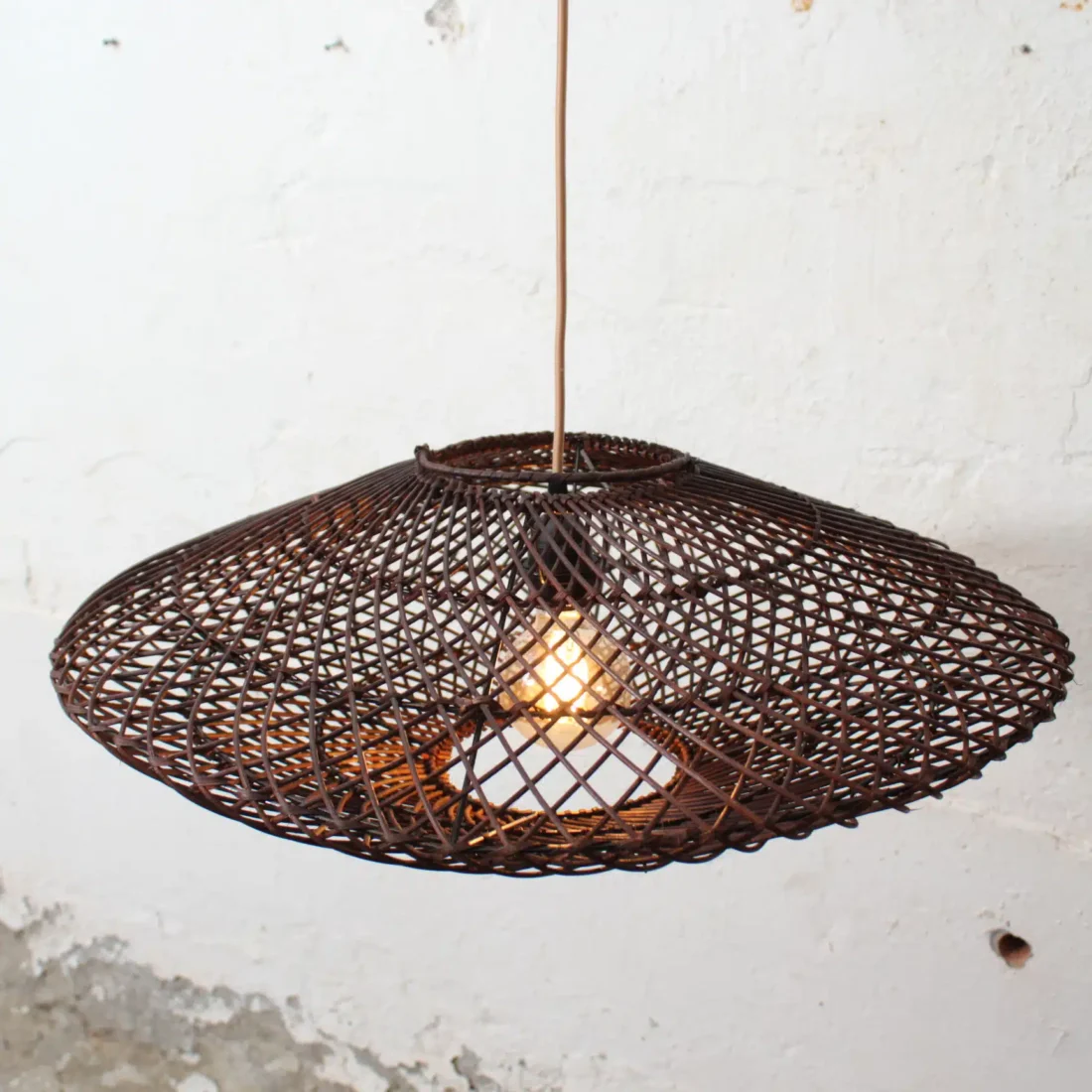 Rotan Hanglamp Ufo Bruin S Rotan Hanglamp Ufo Bruin S