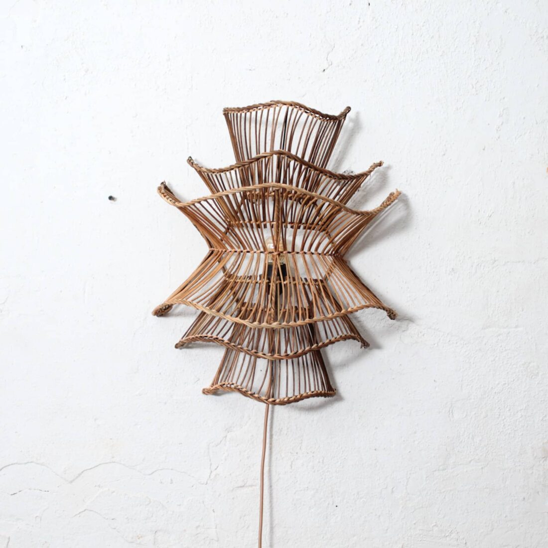 Rotan Wandlamp Wabisabi Gemeleerd S Rotan Wandlamp Wabisabi Gemeleerd S