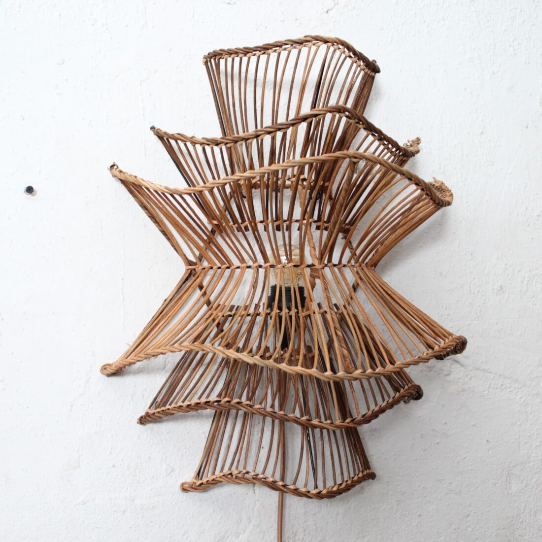 Rotan Wandlamp Wabisabi Gemeleerd S Rotan Wandlamp Wabisabi Gemeleerd S