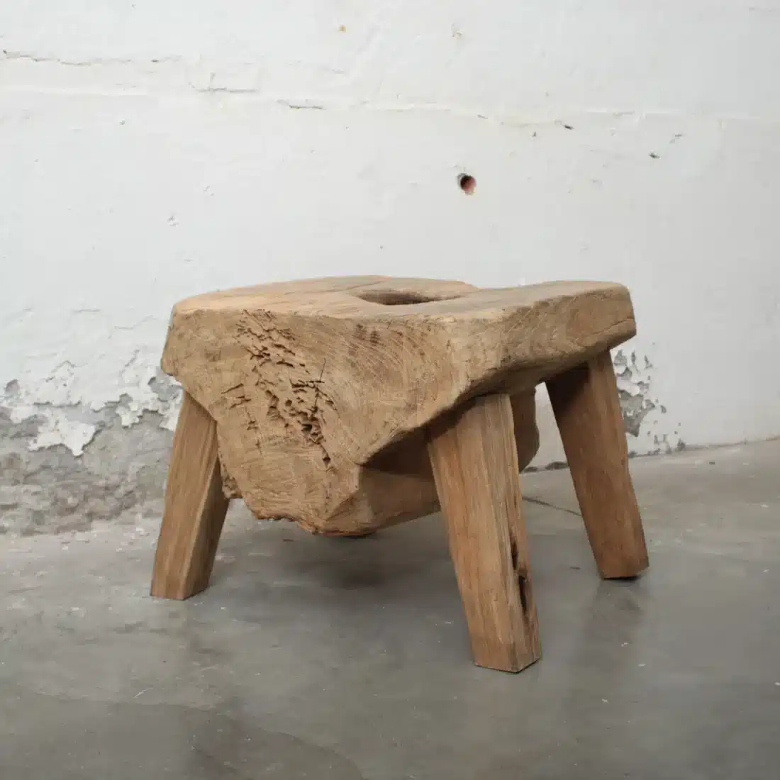 Houten Lage Tafel Met Gat