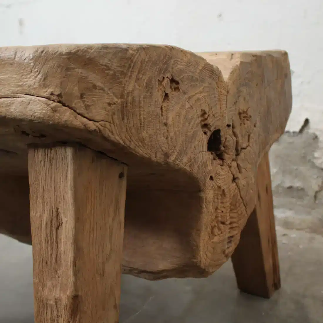 Houten Lage Tafel Met Gat