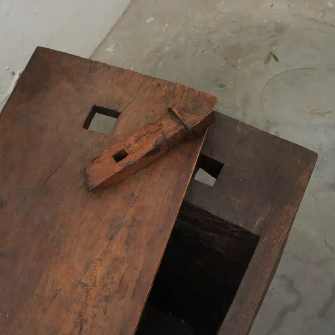 Houten Sidetable Met Opbergruimte Houten Sidetable Met Opbergruimte
