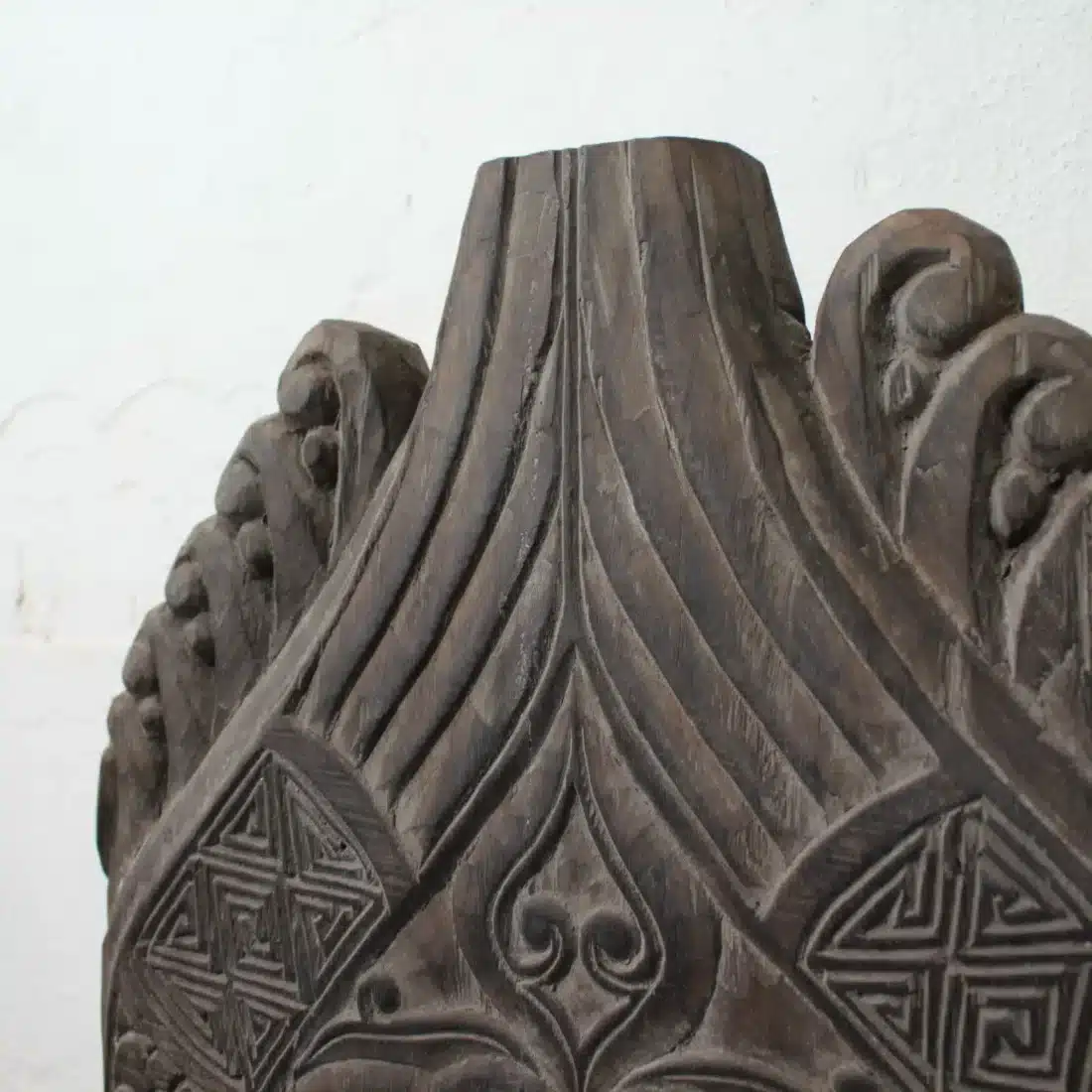 Indonesisch Masker Op Standaard Xl