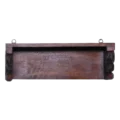 Wandplank met houtsnijwerk