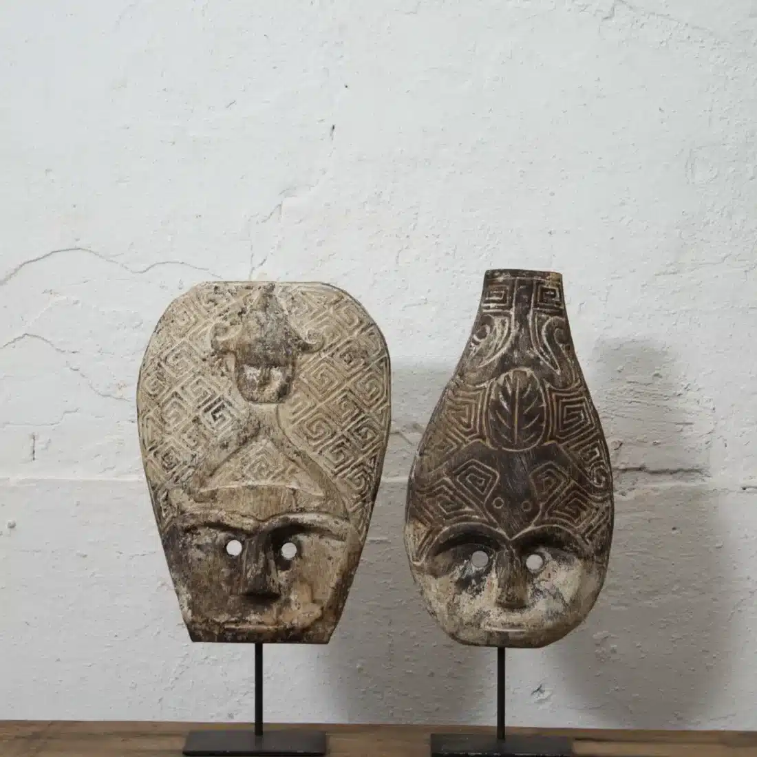 Indonesische Masker Op Standaard L Indonesische Masker Op Standaard L