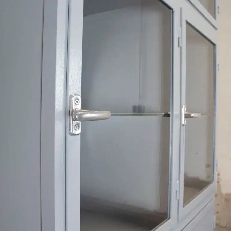 Apothekerskast 2 7040