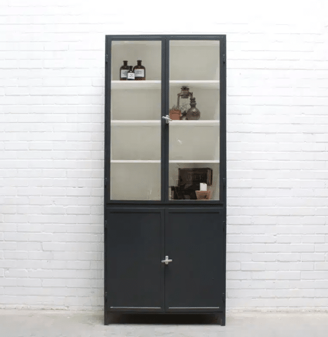 Apothekerskast 2 7016