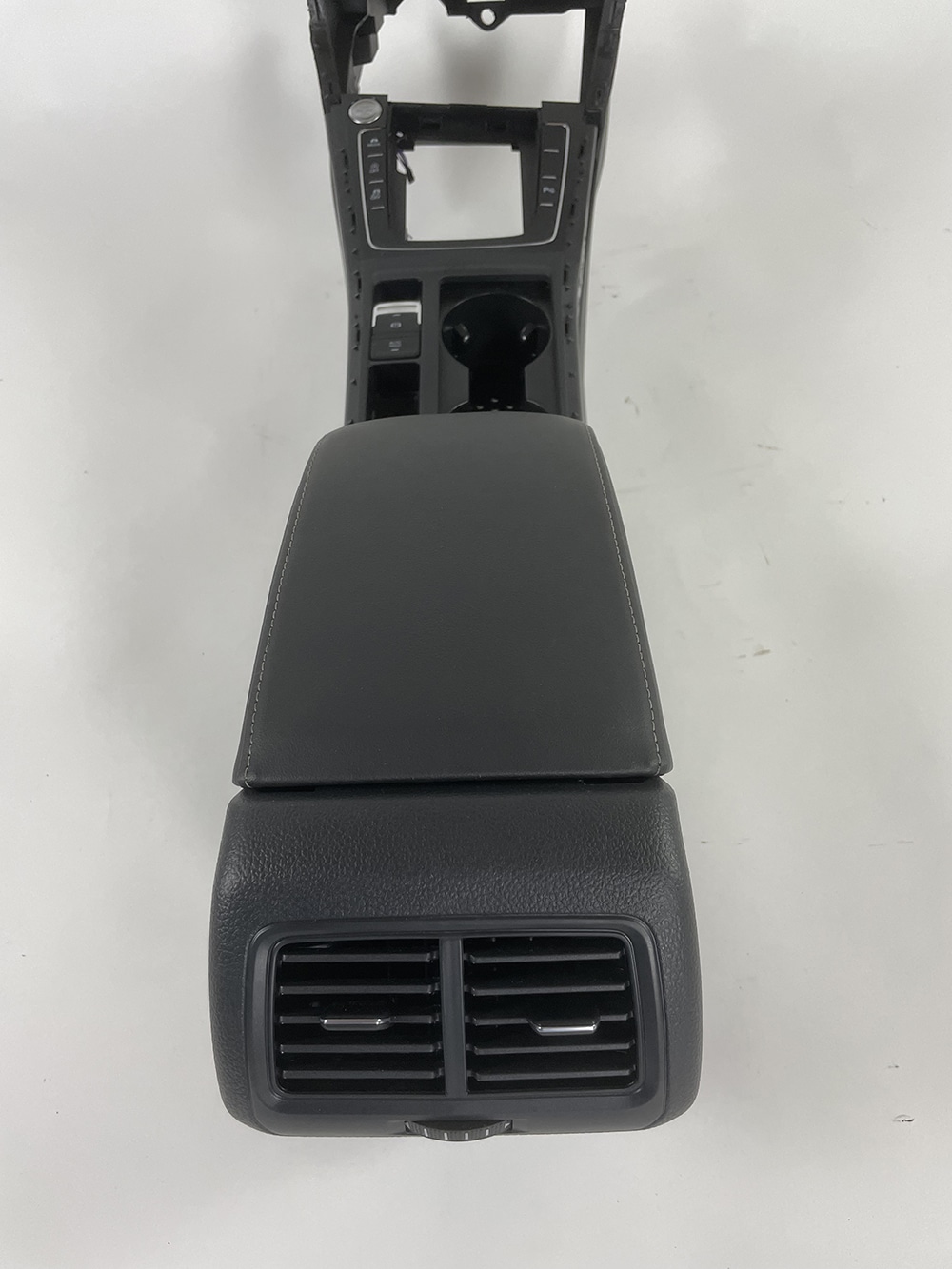 10007 VW Golf7 Seats 31