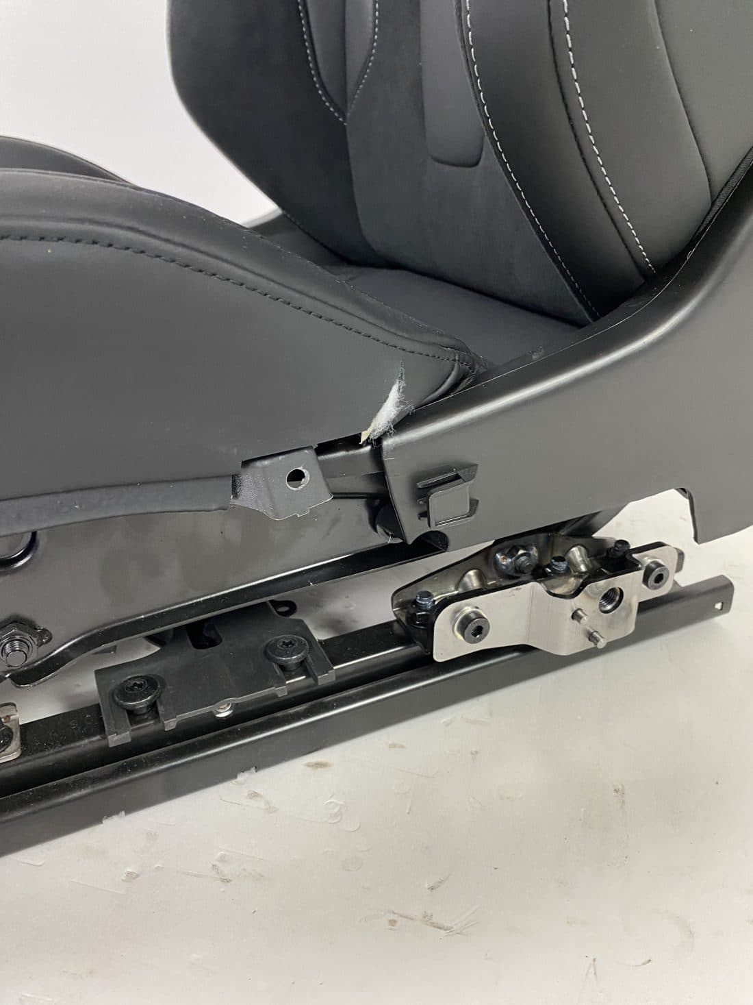 Trp Post Container Data Trp Post Id 13423 Passenger seat Recaro Sport C Prototype Alcantara Leather Black Trp Post Container