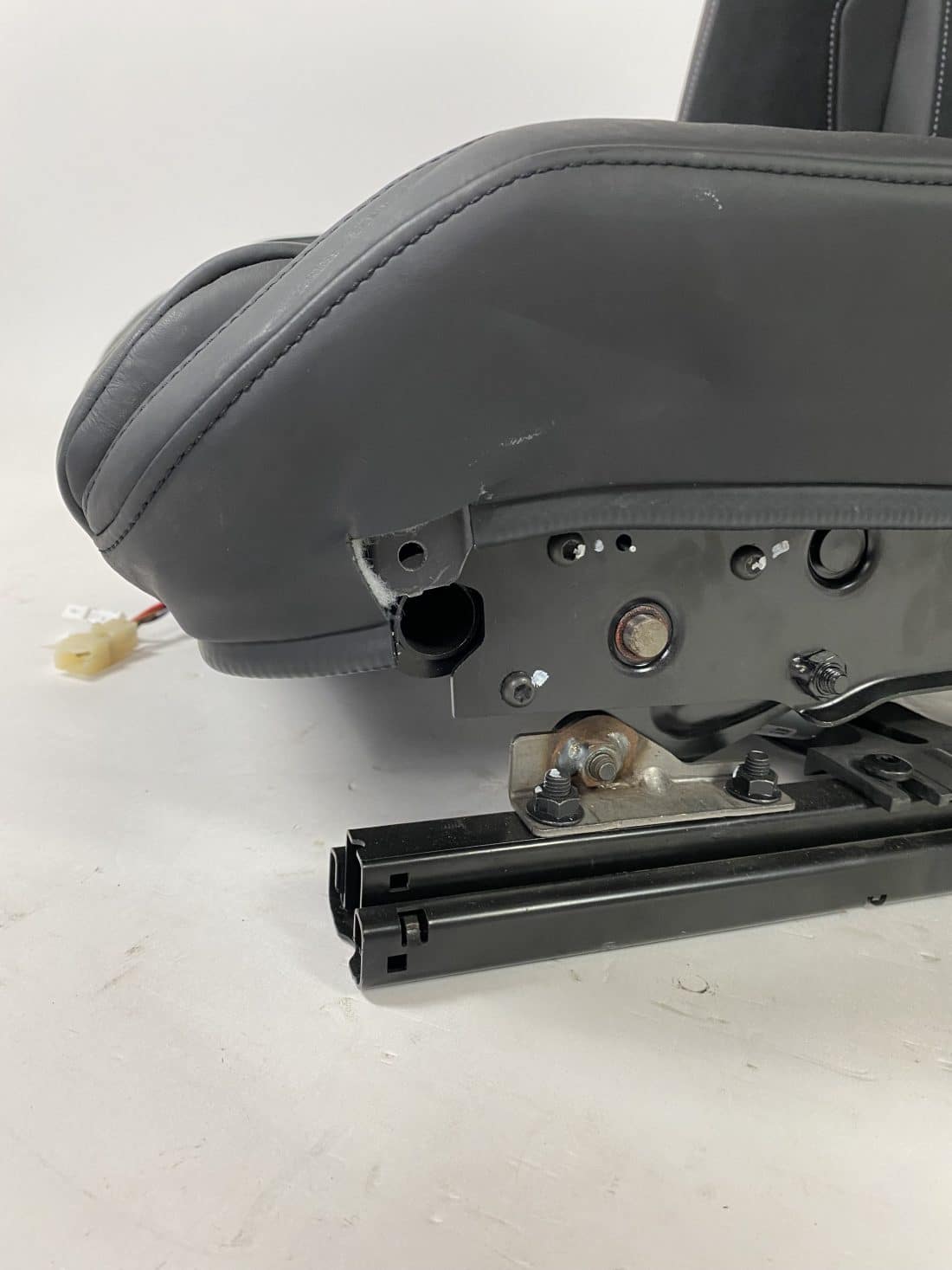 Trp Post Container Data Trp Post Id 13423 Passenger seat Recaro Sport C Prototype Alcantara Leather Black Trp Post Container