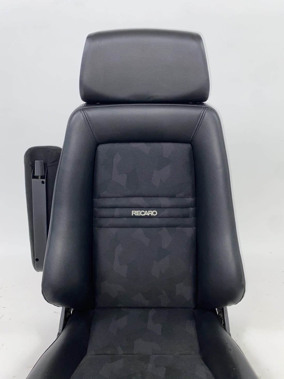 Trp Post Container Data Trp Post Id 14198 Recaro Specialist M Refurbished With Armrest Trp Post Container