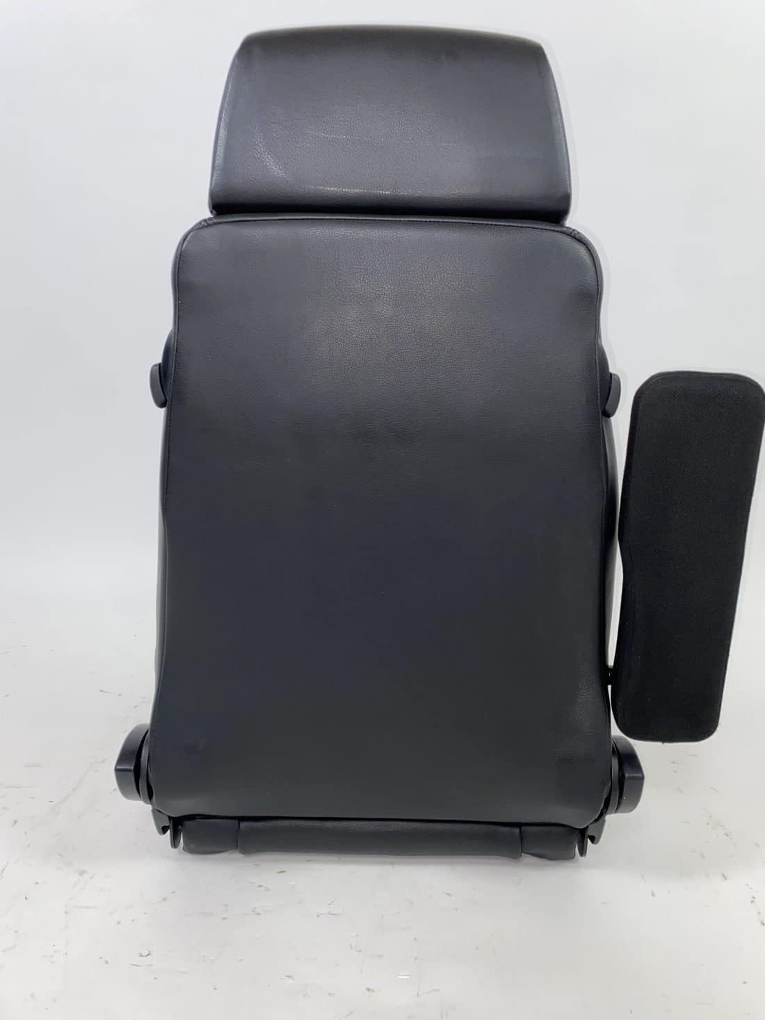 Trp Post Container Data Trp Post Id 14198 Recaro Specialist M Refurbished With Armrest Trp Post Container