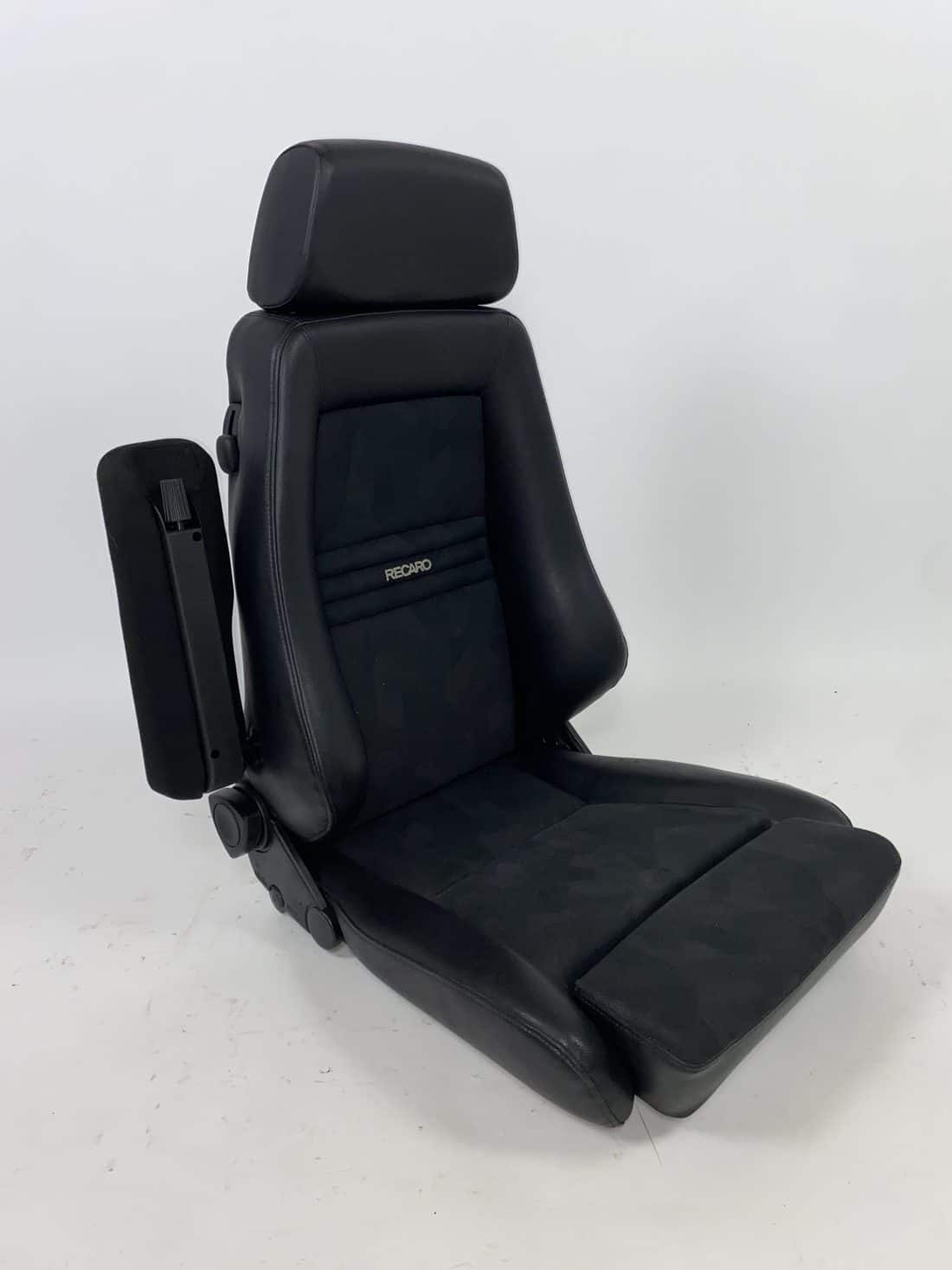 Trp Post Container Data Trp Post Id 14198 Recaro Specialist M Refurbished With Armrest Trp Post Container