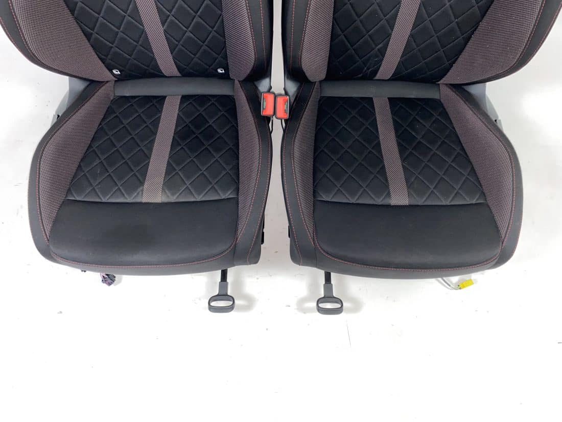 Trp Post Container Data Trp Post Id 14316 Interior Skoda Octavia Iv Combi Nx5 Fabric Black Red Trp Post Container